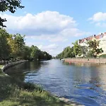Grosses Landhaus Mit Swimmingpool In Dargun * Barlin