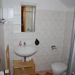 Grosses Landhaus Mit Swimmingpool In Dargun Apartmán *