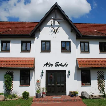 Elegant Mansion In With Swimming Pool * Barlin