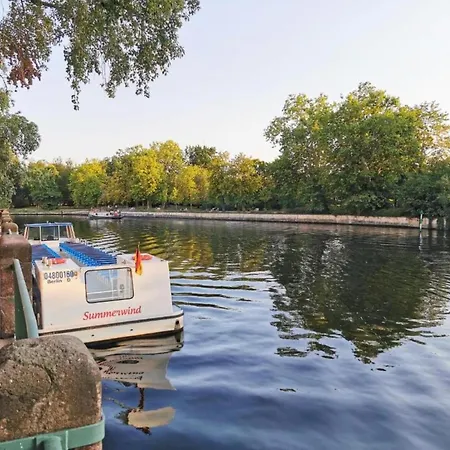 Apartman Grosses Mit Swimmingpool In Dargun *