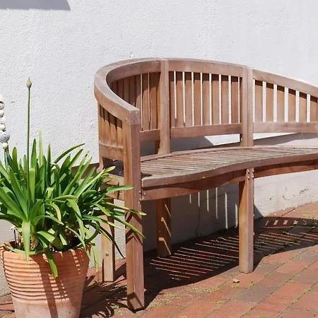 Elegant Mansion In With Swimming Pool Barlin