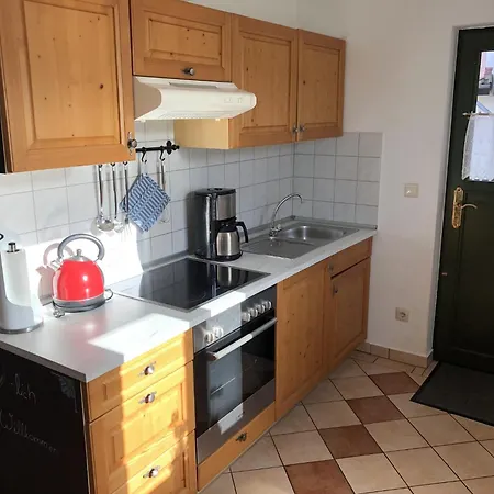 Apartman Grosses Mit Swimmingpool In Dargun Barlin
