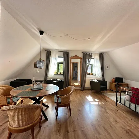 Appartement Grosses Mit Swimmingpool In Dargun