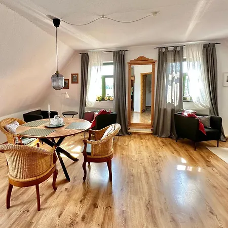Appartement Grosses Mit Swimmingpool In Dargun Barlin
